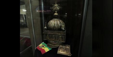 O coroană de secol XVIII furată din Etiopia în urmă cu trei decenii, returnată de Olanda