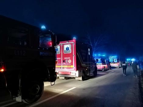 Sibiu: Doi morţi şi doi răniţi, după ce două maşini s-au ciocnit frontal! Un adolescent de 17 ani, printre victime