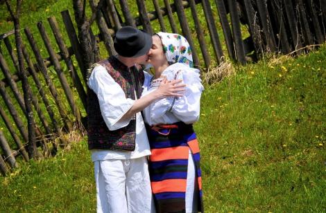 Dragobetele, sărbătoarea dragostei la români. Ce trebuie să facă cei singuri, în această zi, pentru a-și găsi perechea