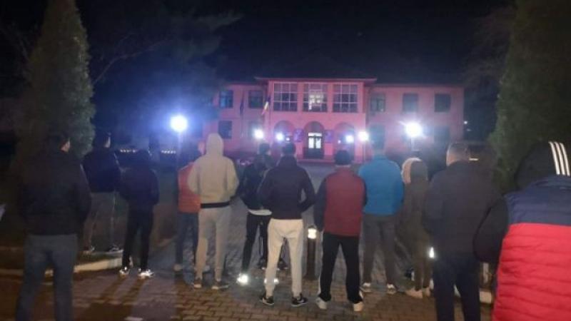 Protest &icirc;ntr-un oraș din Rom&acirc;nia, după ce autoritățile vor să facă un spațiu de carantină &icirc;mpotriva coronavirusului