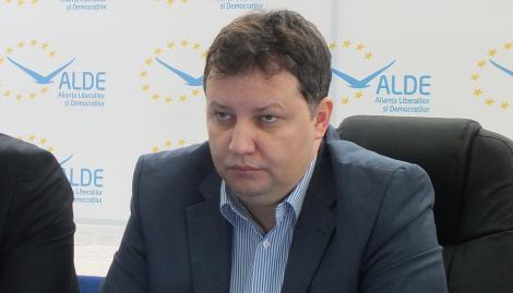 Toma Petcu, şef al ALDE Giurgiu şi fost ministru al Energiei, se alătură grupului PNL din Camera Deputaţilor