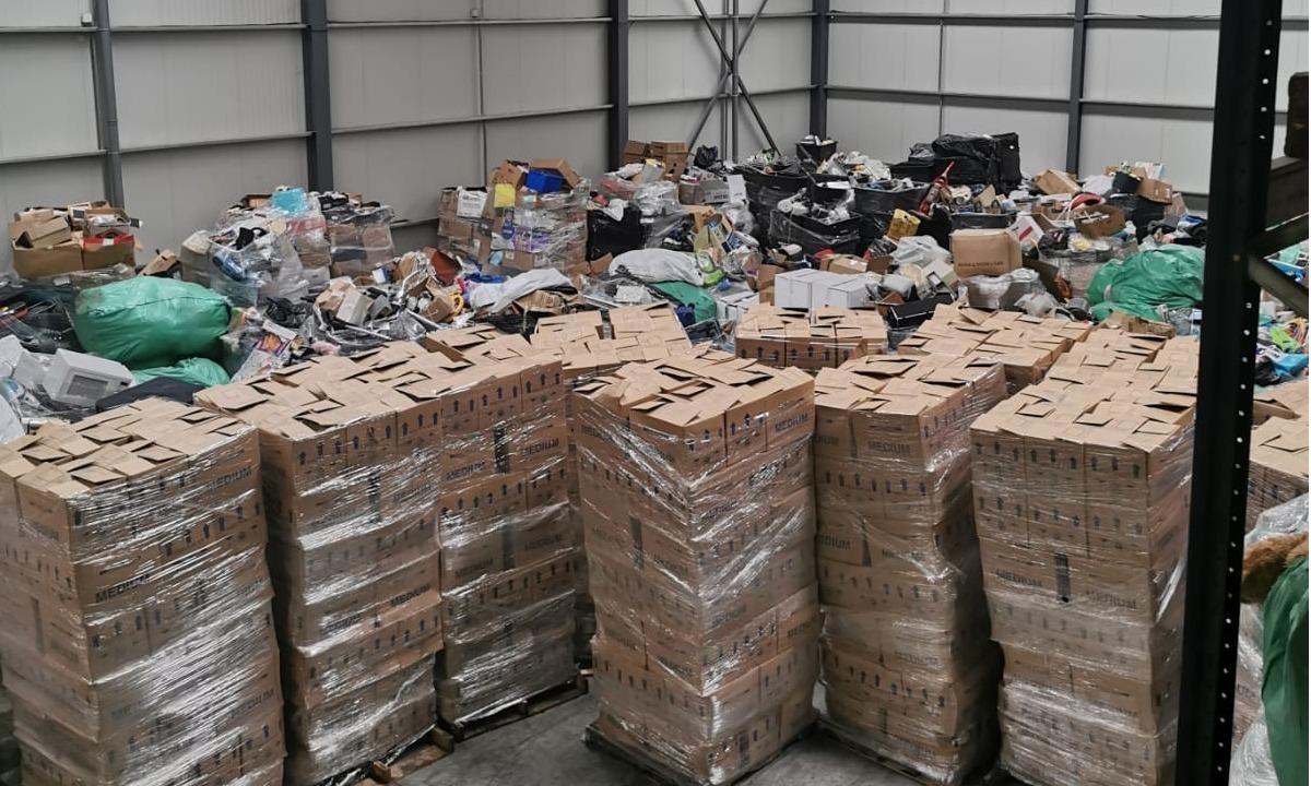 Containerele cu deşeuri depistate &icirc;n Portul Constanţa Sud Agigea, returnate către expeditor