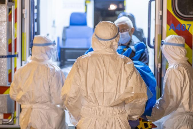 Bărbat cu coronavirus &icirc;n Rom&acirc;nia! El este pacientul ZERO! Autoritățile sunt pe urmele celor cu risc de &icirc;mbolnăvire