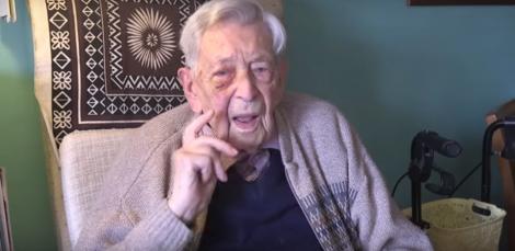 Cel mai bătrân om din lume are 111 ani și 11 luni. Care este secretul longevității lui: ”A fost vorba de noroc și de alegeri!”