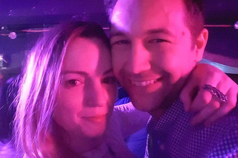 Alex, un bărbat care se pregătea să devină tată, a murit subit, sub ochii soției. Mărturisirile sf&acirc;șietoare ale femeii: &rdquo;Voi lupta să-l fac m&acirc;ndru!&rdquo;