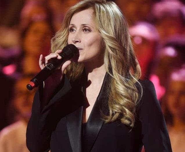 Lara Fabian a anunţat că anulează spectacolul din această seară "din motive independente de voinţa" ei: Bucureşti, &icirc;ţi promit, cur&acirc;nd voi c&acirc;nta din nou pentru tine