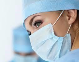 &Icirc;n plin sezon de gripă, măștile medicale au dispărut din farmacii