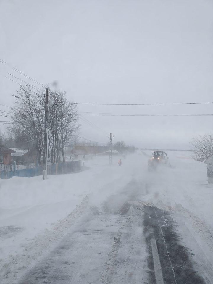 CNAIR: Autostrada A2, pe tronsonul Lehliu - Feteşti, şi opt drumuri naţionale mai sunt &icirc;nchise circulaţiei