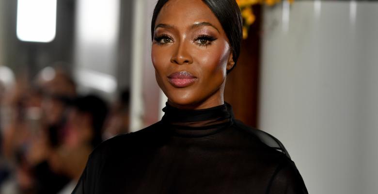 Supermodelul Naomi Campbell &icirc;n costum chirurgical: &bdquo;Siguranța &icirc;nainte de toate&rdquo;