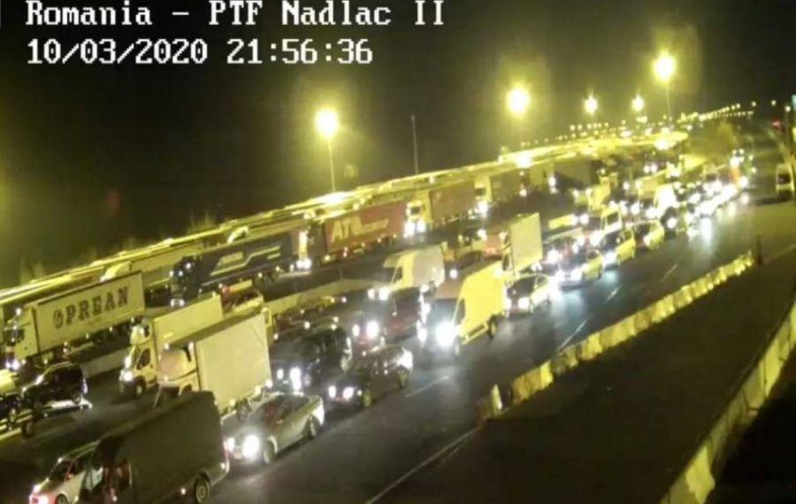 Unii șoferi susțin că au trecut granița din Italia &icirc;n Rom&acirc;nia fără ca nimeni să-i &icirc;ntrebe nimic: "Chiar m-am mirat"