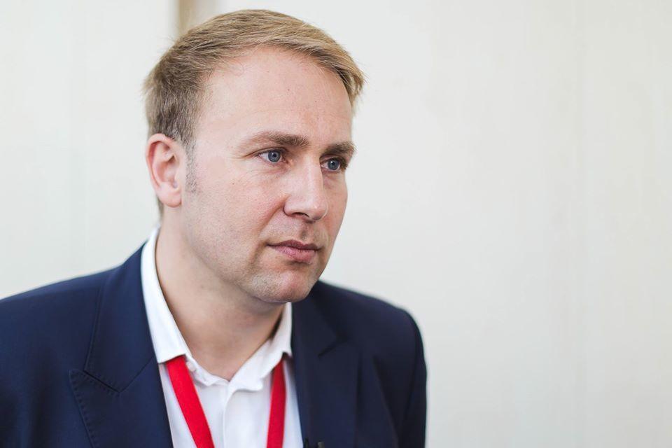 Costache: Este un sistem sanitar slăbit, care a fost legiferat şi &icirc;ntreţinut nesănătos ani de-a r&acirc;ndul / Mai devreme sau mai t&acirc;rziu vom trece &icirc;n scenariul trei. Este o certitudine. Suntem pregătiţi