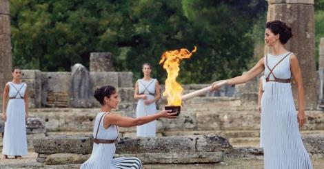 Flacăra Olimpică este aprinsă joi, la Templul Herei, în vechea Olimpia