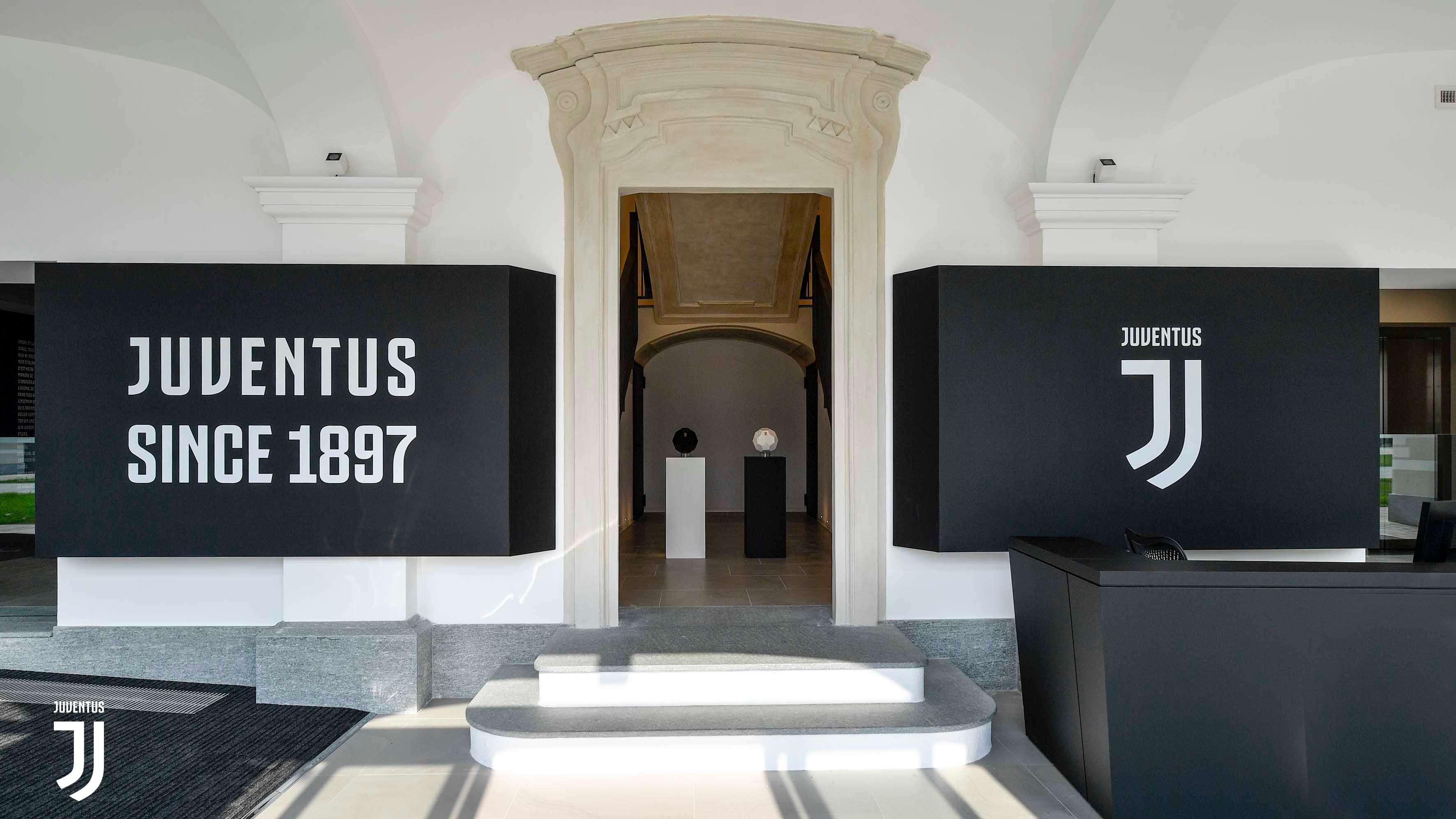 Juventus: 121 de persoane &icirc;n autoizolare la domiciliu după ce Rugani a fost testat pozitiv cu Covid-19