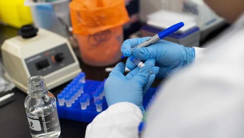 Țara care deține un medicament ce ar putea trata coronavirusul. Cine sunt pacienții care vor primi, de azi, Remdesivir