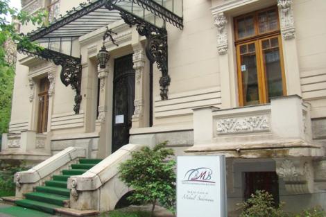 Biblioteca Metropolitană București funcționează online! Concursuri, jocuri, spectacole de teatru şi recitaluri de muzică postate pe reţelele de socializare oficiale