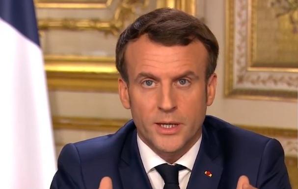 Suntem &icirc;n război, a afirmat preşedintele Macron, impun&acirc;nd francezilor restricţii de mişcare dure pentru a &icirc;ncetini răsp&acirc;ndirea coronavirusului