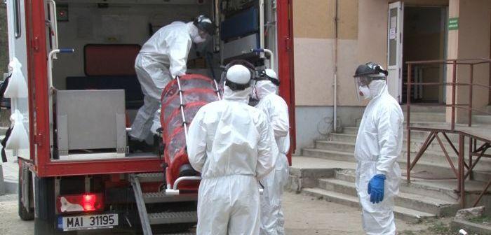 Medicii de la Timișoara, o nouă victorie &icirc;n fața coronavirusului. Un t&acirc;năr de 27 de ani a fost externat, el fiind a 14-a persoană care a &icirc;nvins COVID-19