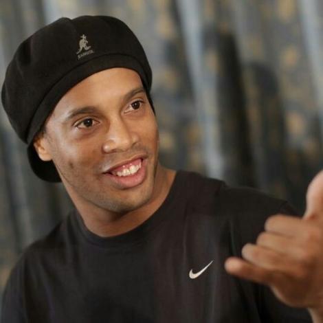 Suspiciune de spălare de bani în cazul lui Ronaldinho, reţinut în Paraguay