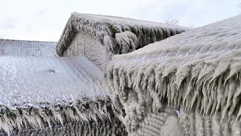 Imagini uimitoare în New York! Case complet înghețate din cauza temperaturilor sub zero grade. „Bine ați venit la Narnia” Video