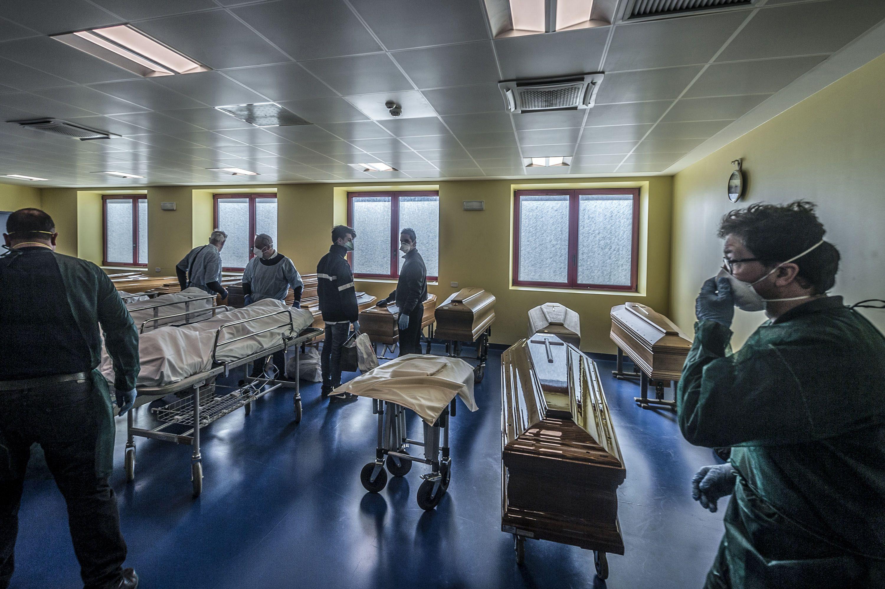 Italia este răpusă de coronavirus. Peste 600 de morți &icirc;n ultimele 24 de ore. Numărul total de decese a ajuns la 4.032