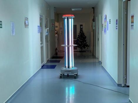 Constanţa: Spitalul Clinic de Boli Infecţioase deţine deja un robot pentru dezinfecţia aerului şi a suprafeţelor