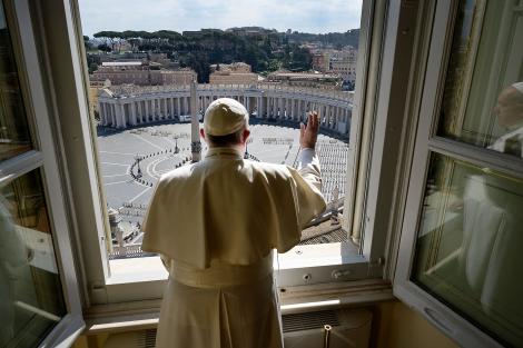 Rugă către Dumnezeu, pentru stoparea coronavirusului. Papa i-a convocat pe toţi credincioşii din lume să recite ''Tatăl Nostru'', pe 25 martie