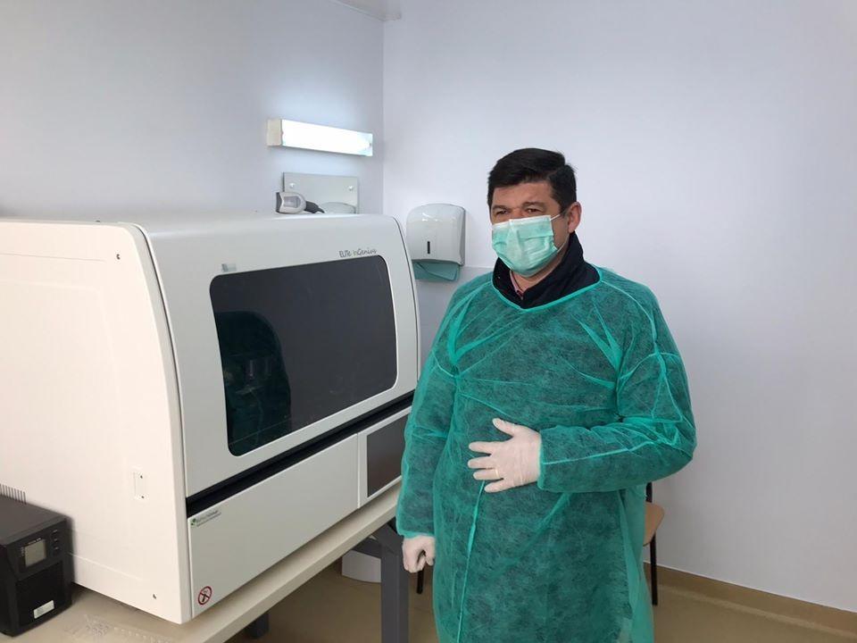 Spitalul Judeţean Galaţi, dotat cu un aparat pentru efectuarea testelor de COVID 19/ Autorităţile au 200 de teste şi mai aşteaptă 1.500