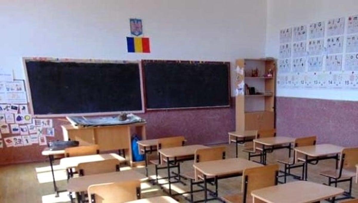 Ministerul Educației decide ce se &icirc;nt&acirc;mplă cu Evaluarea Națională și Bacalaureatul. Se ia &icirc;n calcul suspendarea școlii și după Paște