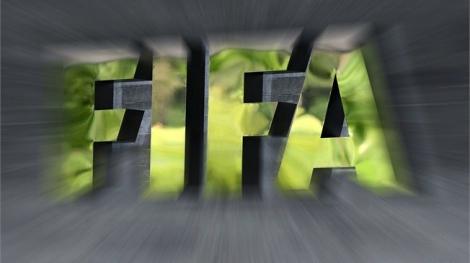 FIFA recomandă prelungirea contractelor jucătorilor şi antrenorilor