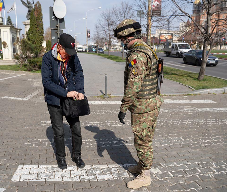 Coronavirus &icirc;n Rom&acirc;nia. Peste 600 de militari au patrulat alături de polițiști