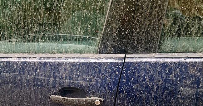 Nor de praf asiatic peste Rom&acirc;nia. Capitala este cea mai afectată: Medicii recomandă oamenilor să țină geamurile &icirc;nchise