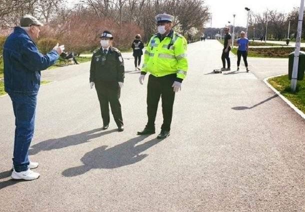 Se schimbă regulile pentru rom&acirc;nii care au peste 65 de ani! C&acirc;nd și pentru ce vor putea ieși din case!