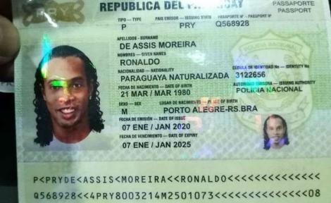 Por Dios! Mi ți l-au arestuit pe Ronaldinho în Paraguay! Avea pașaport fals!