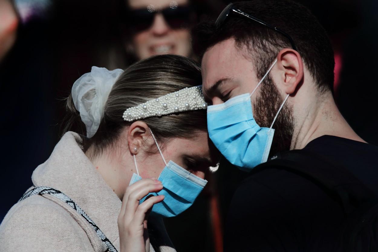 Previziune terifiantă, de la specialiști, despre pandemia de coronavirus! C&acirc;ți oameni vor muri! &bdquo;P&acirc;nă și cel mai bun scenariu &icirc;ți &icirc;ngheață s&acirc;ngele &icirc;n vene&rdquo;