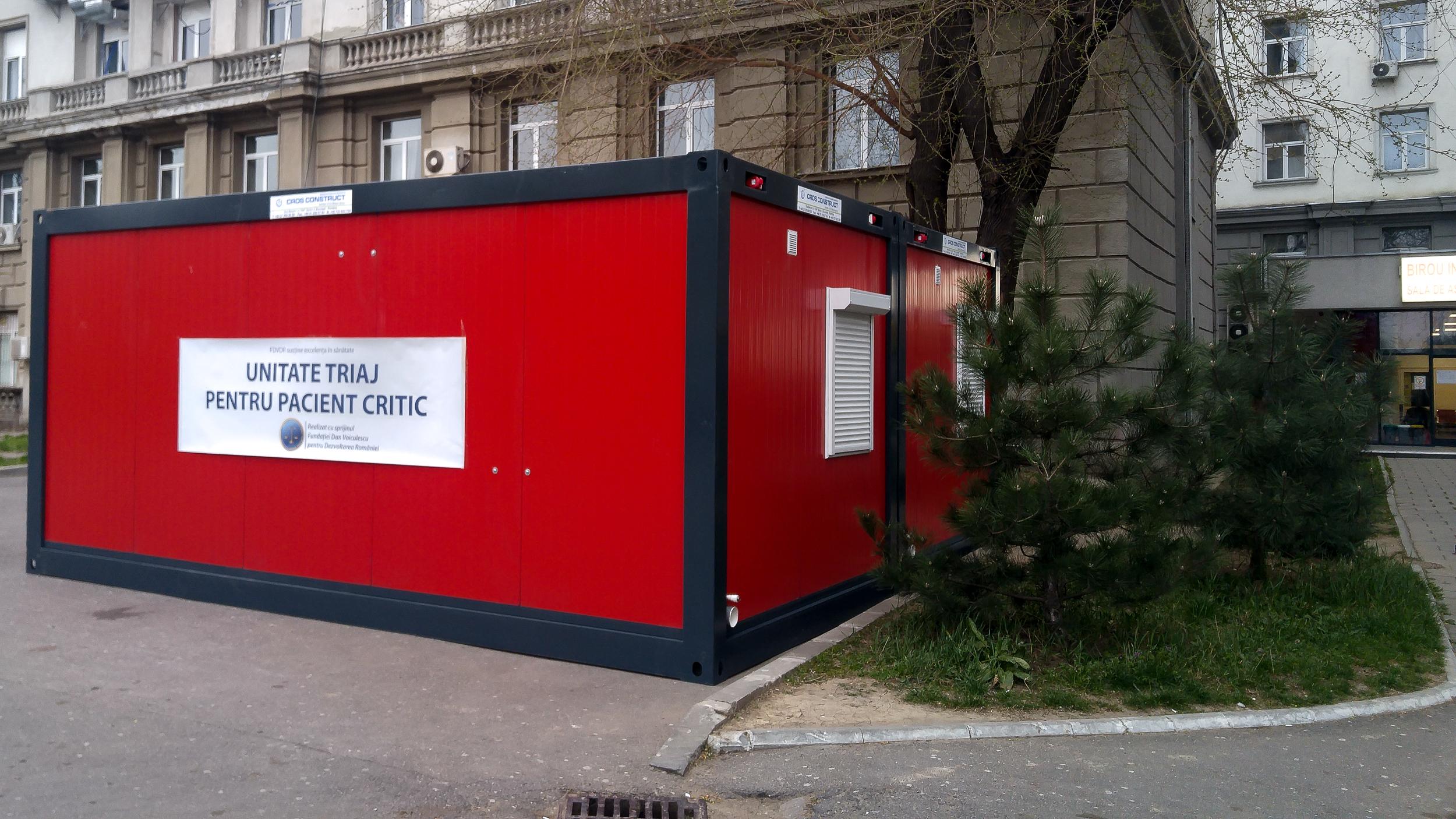 Fundația Dan Voiculescu a dotat Spitalul Fundeni cu unități mobile de triaj pentru pacienții suspecți de coronavirus