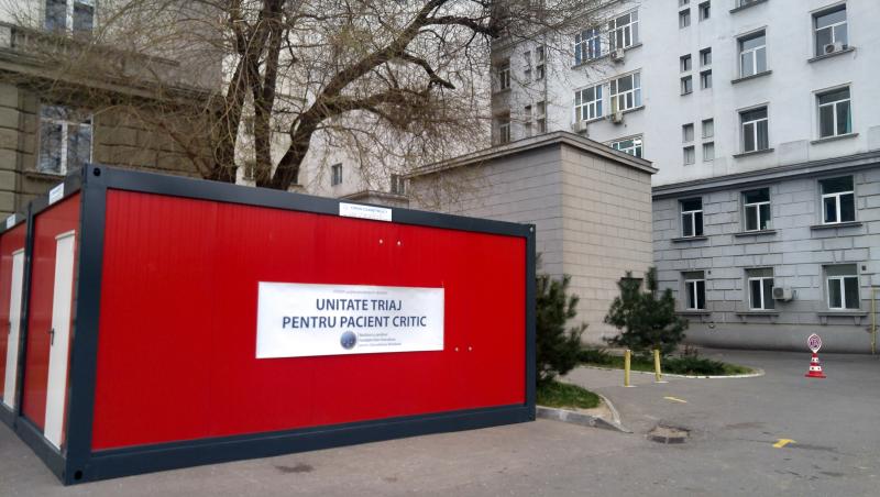 Unități exterioare de triaj pentru pacienții critici, la Spitalul Fundeni