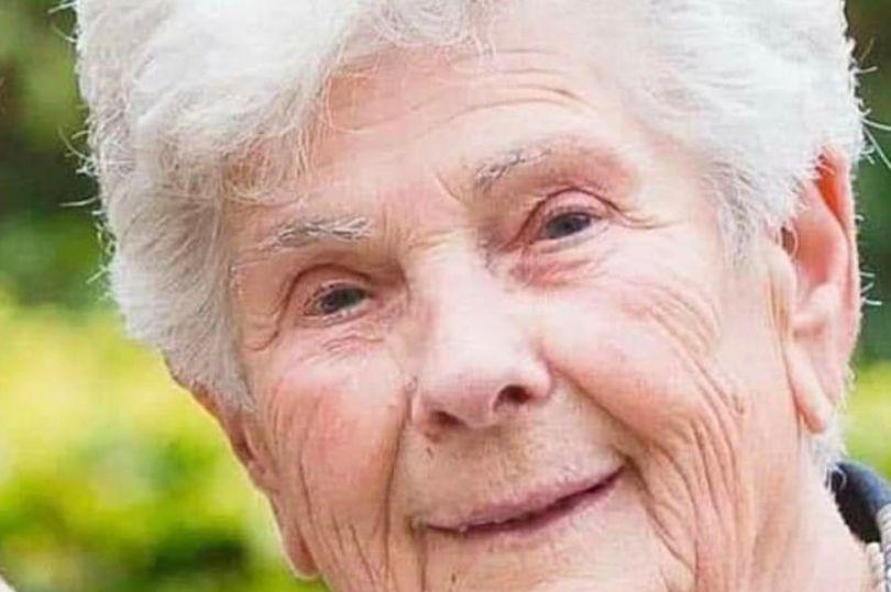 &rdquo;Salvați viața unui t&acirc;năr. Am trăit destul!&rdquo; O femeie a refuzat să fie intubată pentru ca altcineva să aibă o șansă la viață