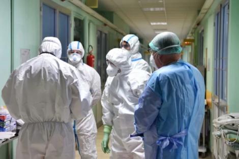 Dezastru în România, din cauza coronavirusului. Sute de cadre medicale sunt infectate cu COVID-19