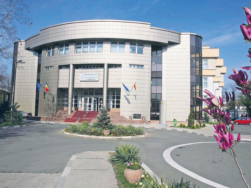 Saloane COVID-VIP. Cine are, prin lege, &icirc;ngrijire specială la Spitalul Militar? Explicațiile Ministerului Apărării