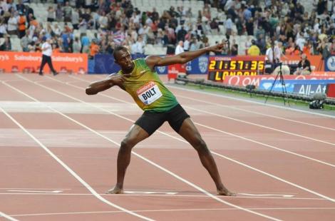 Usain Bolt ilustrează distanţarea socială cu o fotografie realizată la victoria sa în proba de 100 metri la JO-2008