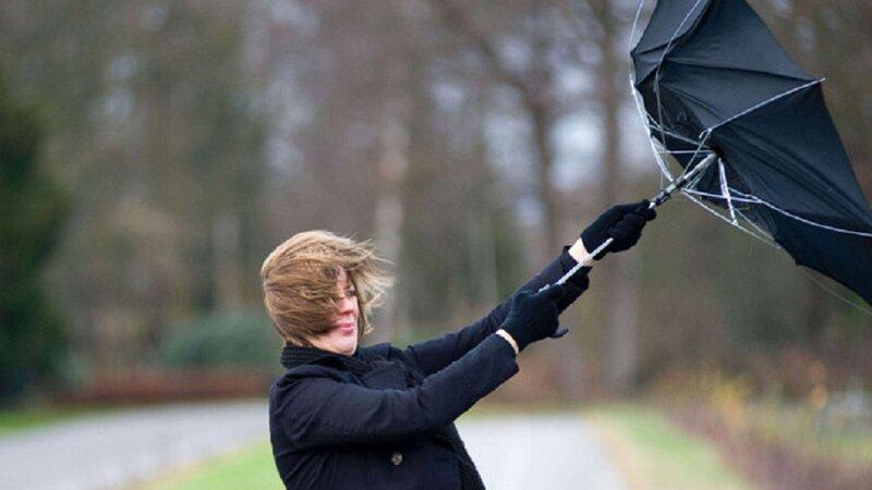 Cod galben de rafale de v&acirc;nt &icirc;n 19 județe de Rom&acirc;nia. Se va semnala brumă şi local &icirc;ngheţ la sol