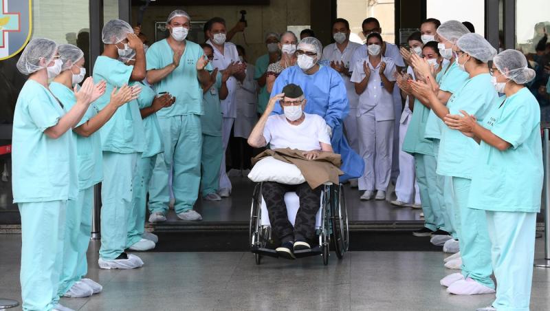 Un veteran în vârstă de 99 ani, din Brazilia, s-a vindecat de coronavirus.
