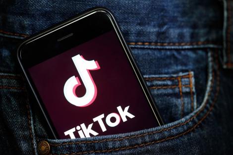 YouTube lucrează la un rival pentru TikTok