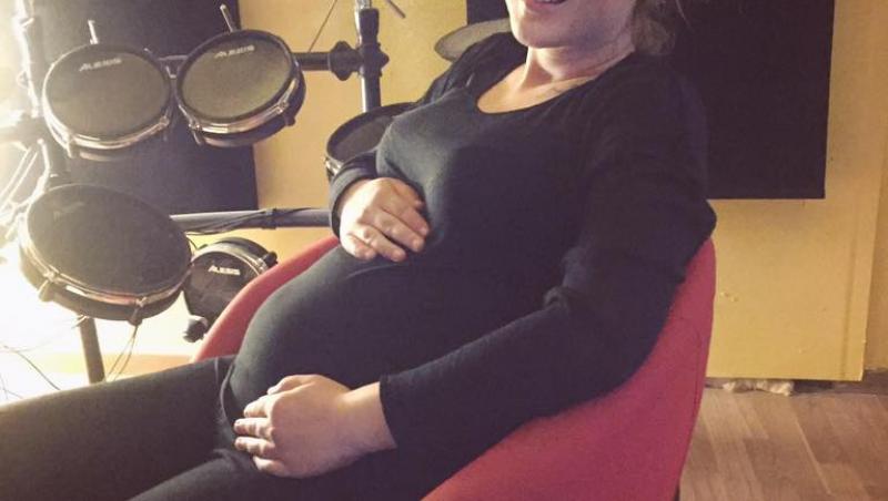 Îți mai aduci aminte cum arăta Adda când era însărcinată? |Galerie foto
