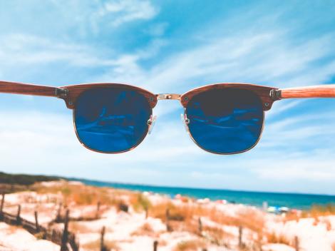 De ce este important sa porţi ochelari de soare în orice anotimp?
