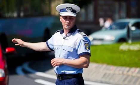 Șef de poliție, acuzat că îi presează pe subalterni să dea cât mai multe amenzi. Marian Godină, revoltat: ”Ce înseamnă îndreptarea indicatorilor? 50 de amenzi? 100?”