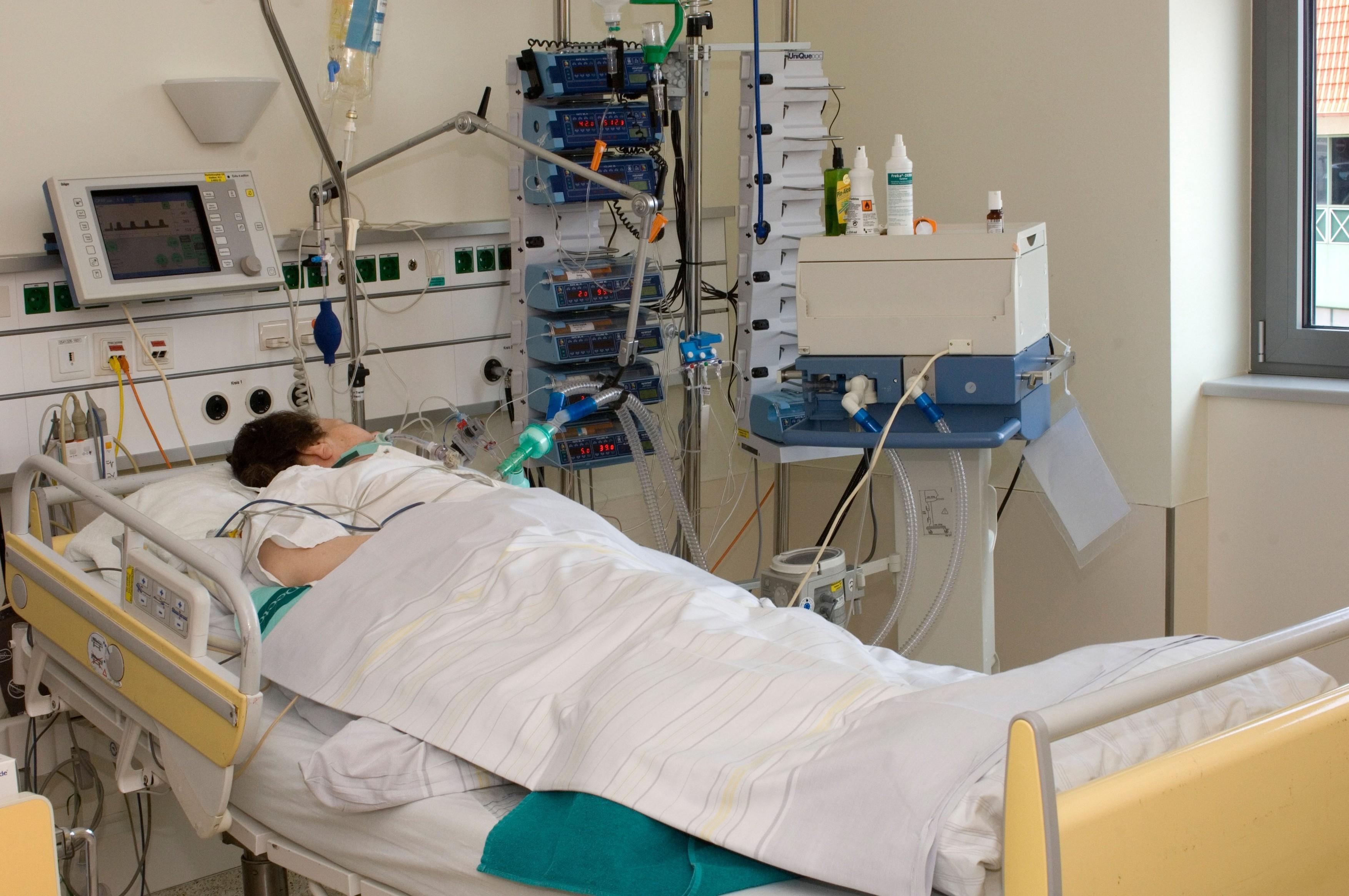 &bdquo;A rămas fără plăm&acirc;ni!&rdquo; Colegii descriu simptomele cumplite pe care le-a avut medicul din Hunedoara: &bdquo;Cazurile grave abia de acum vor &icirc;ncepe să vină&rdquo;