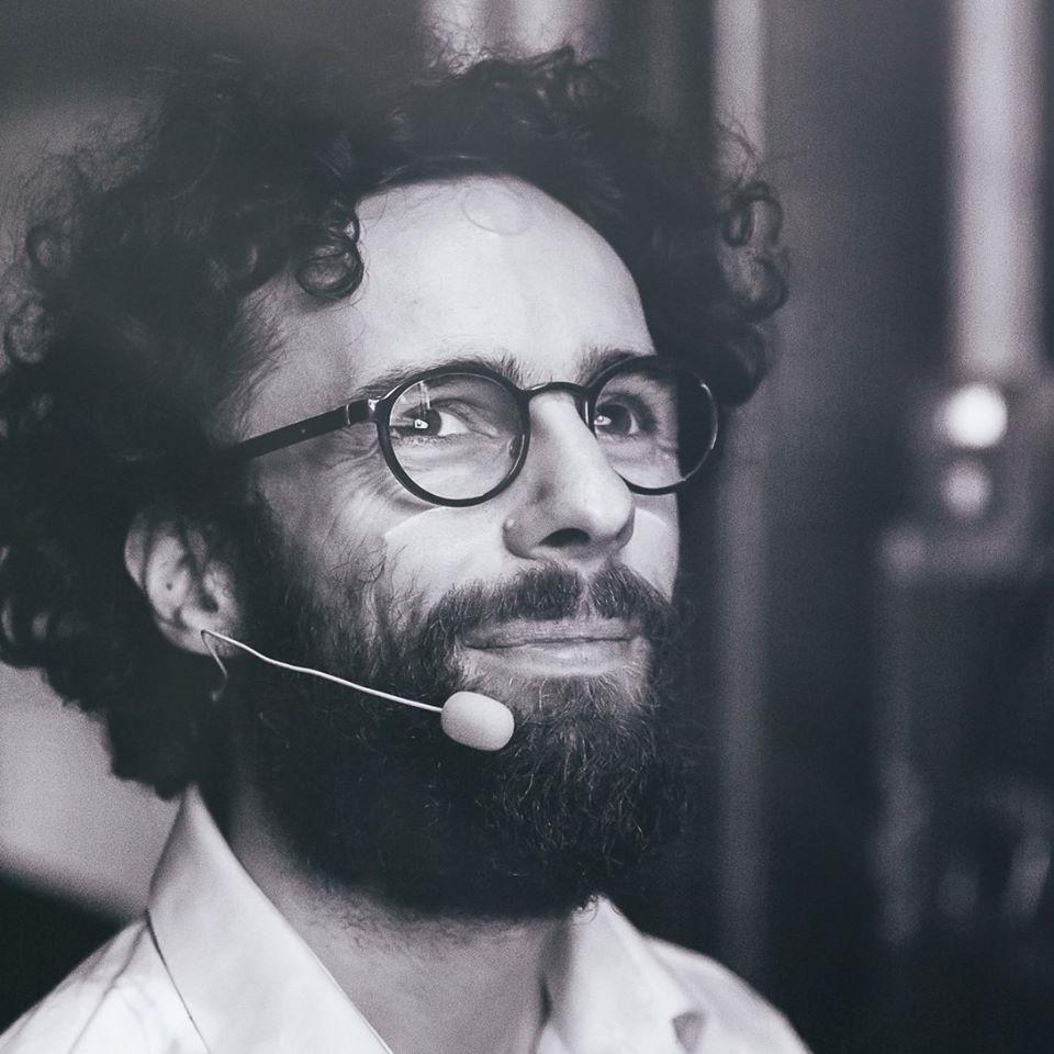 Rom&acirc;nul care coordonează achiziţiile internaţionale de echipamente sanitare, predicții despre COVID-19: C&acirc;nd va scăpa Rom&acirc;nia cu adevărat de virus