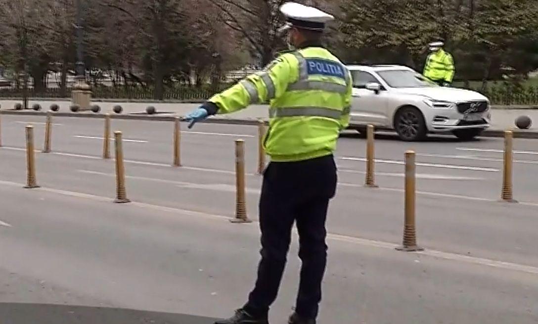 Peste 9.000 de rom&acirc;ni au &icirc;ncălcat măsura privind restricţionarea circulaţiei. S-au dat amenzi de milioane de lei