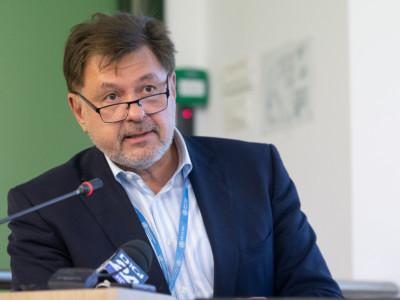 Medicul Rafila, mesaj important pentru rom&acirc;ni: &bdquo;Spălați-vă și pe dinți. Mergem și pe varianta că nu vom găsi un vaccin &icirc;n 2 ani, poate &icirc;l găsim &icirc;n 4 ani"